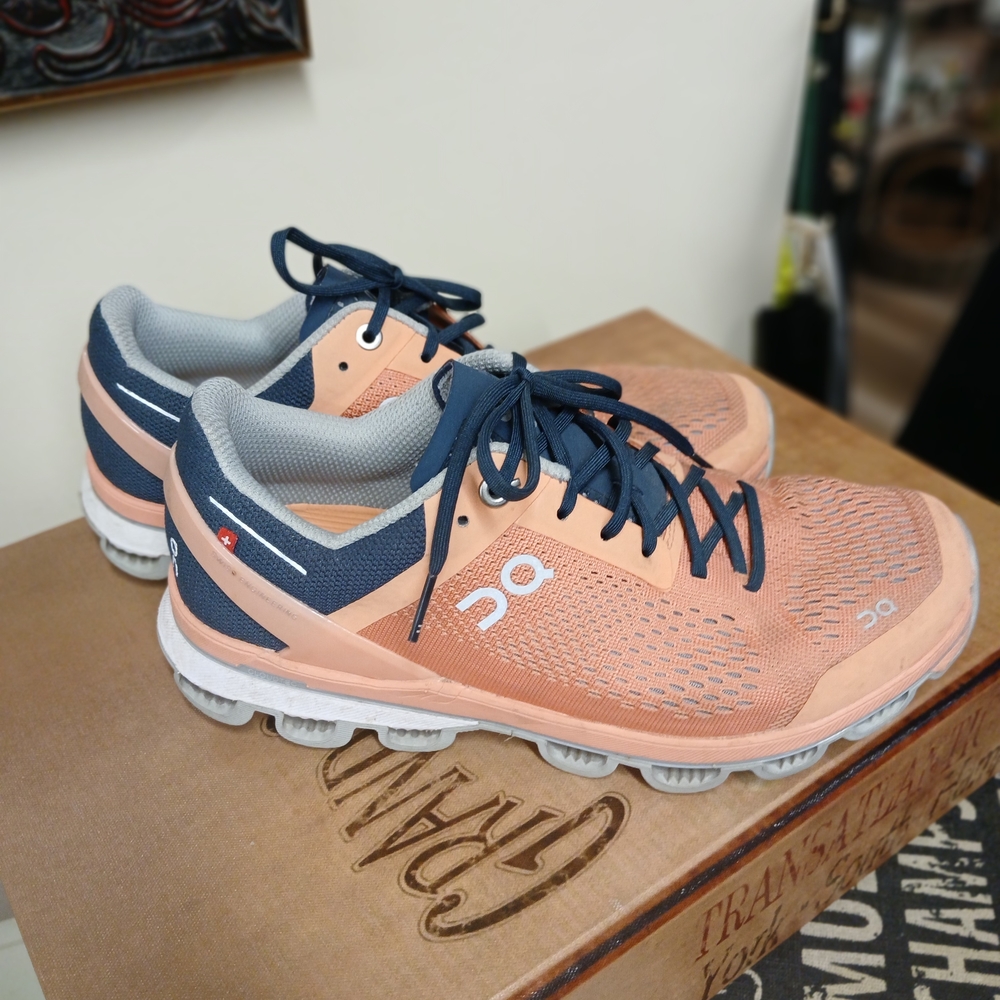 On Running Women's Peach and Navy Cloudrunning Sneakers